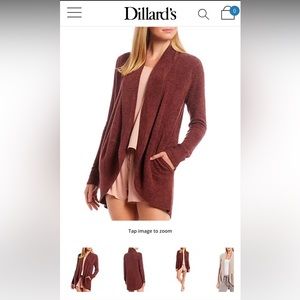 Worn once. Barefoot dreams cozy chic maroon sweater